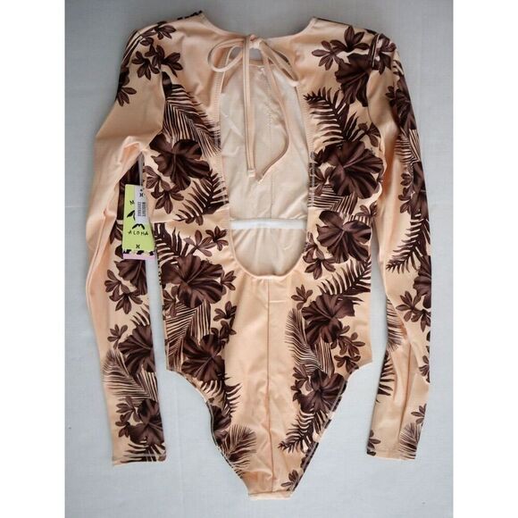 Hurley HO1128 Women Sz M Seashell/Pink Hawaiian Lei Tie Back L/S Surf Suit - Picture 2 of 7